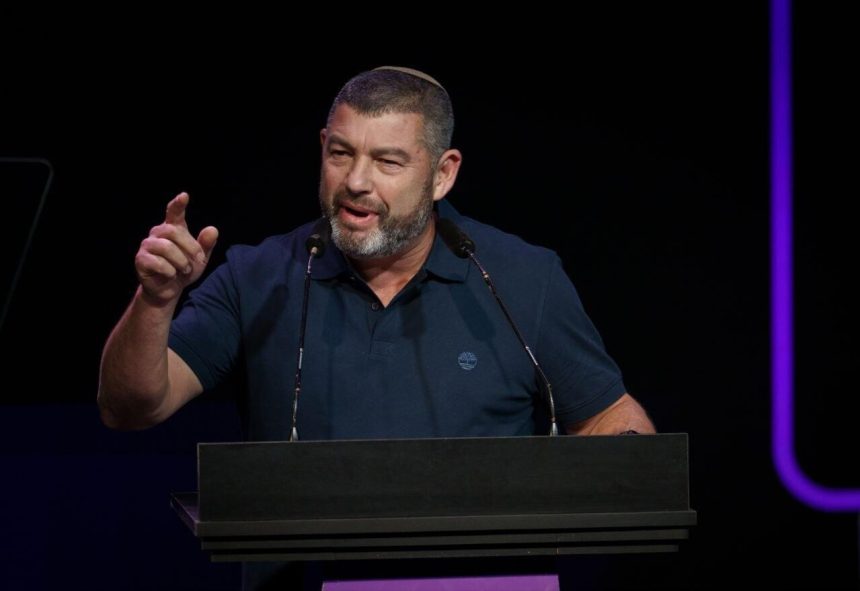 Ofer Winter, founder of Amcha Israel